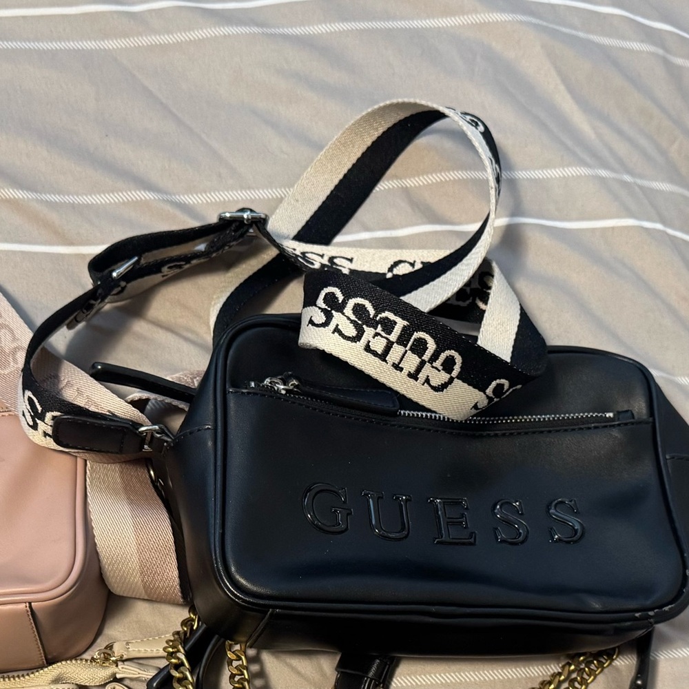 GUESS Black Crossbody Bag with Logo Strap